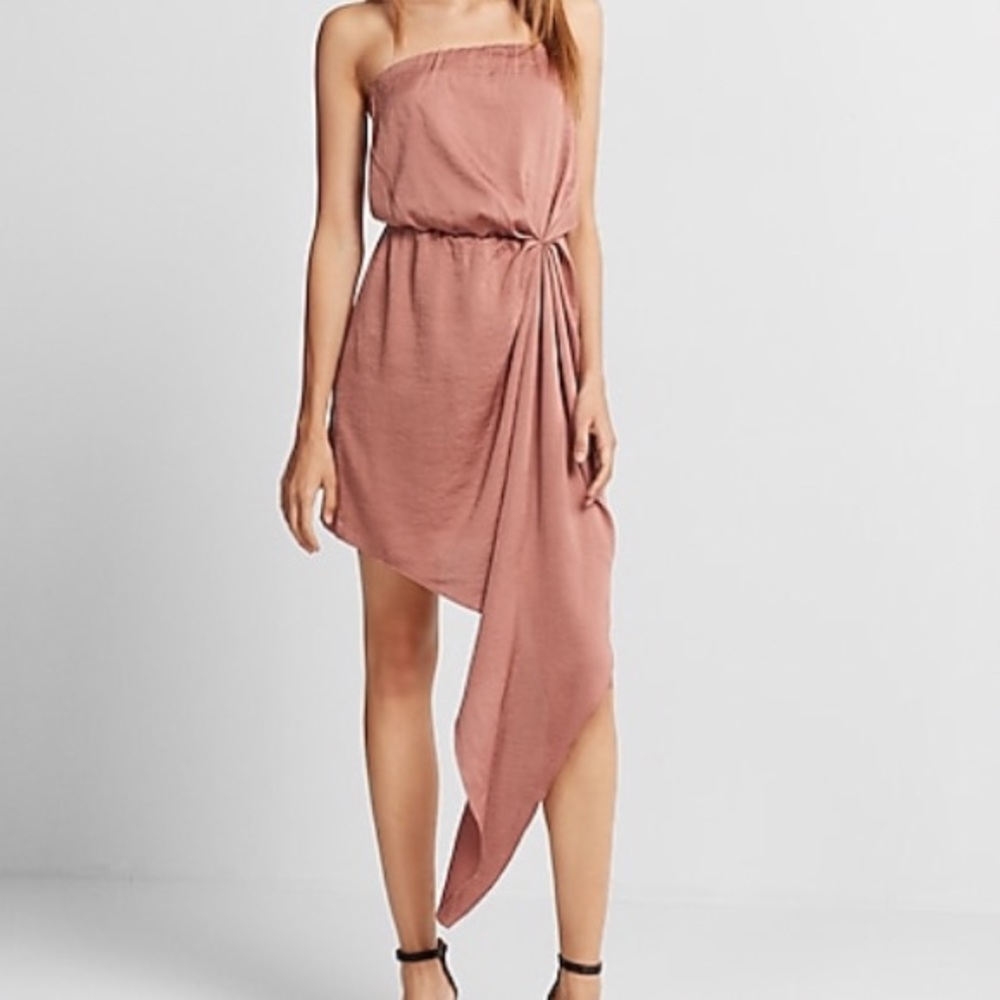 Strapless dress